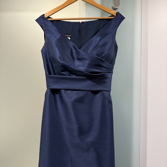 Elegant Midnight Blue Alfred Sung Gown - Picture 5 of 7